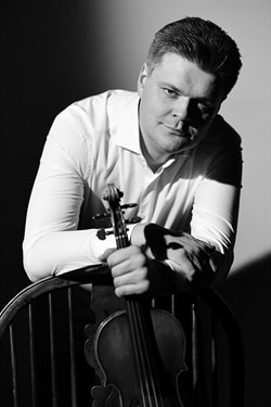 Roman Simović, violina